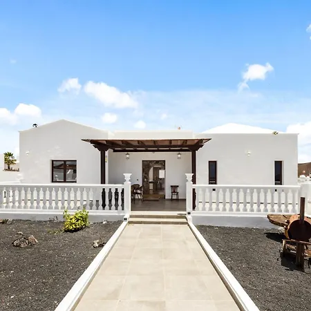 Dona Isidora - Vipvipvillas Vila Teguise (Lanzarote)