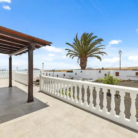 Dona Isidora - Vipvipvillas * Teguise (Lanzarote)